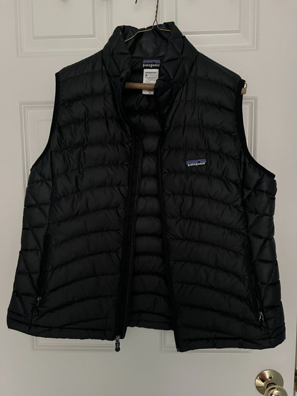 Patagonia black down vest - worn few times - Picture 2 of 6